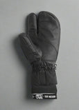 Picture Sparks Lobster Mittens Black